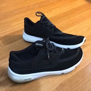 Sperry men’s shoes